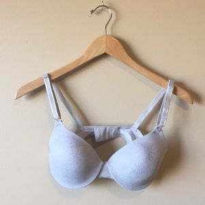 Warner’s 34B bra. Never worn